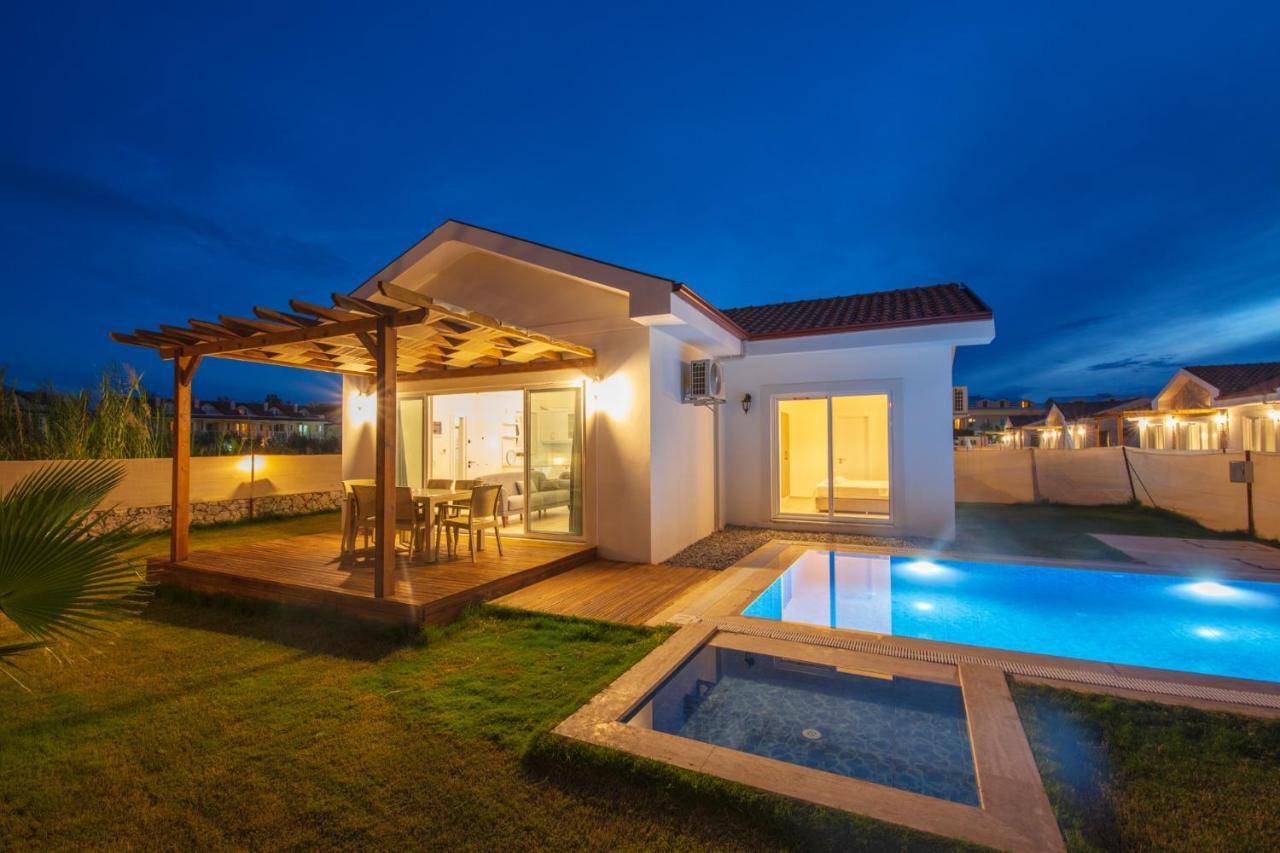 Sunteos Villa Suites フェティエ エクステリア 写真